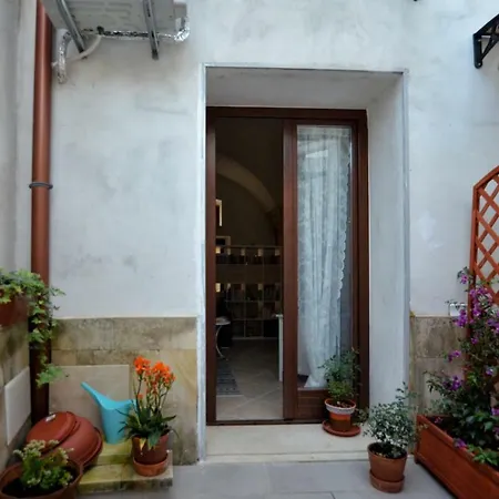 Apartment Mesagnesi 6 - Loft Centro Storico Sit *
